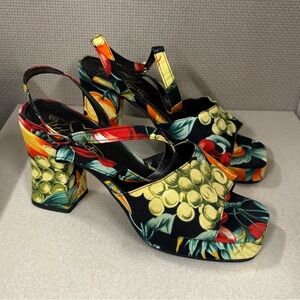 B.H. Studio Vintage Platform Fruit Heels Women’s Size 8.5 Shoes